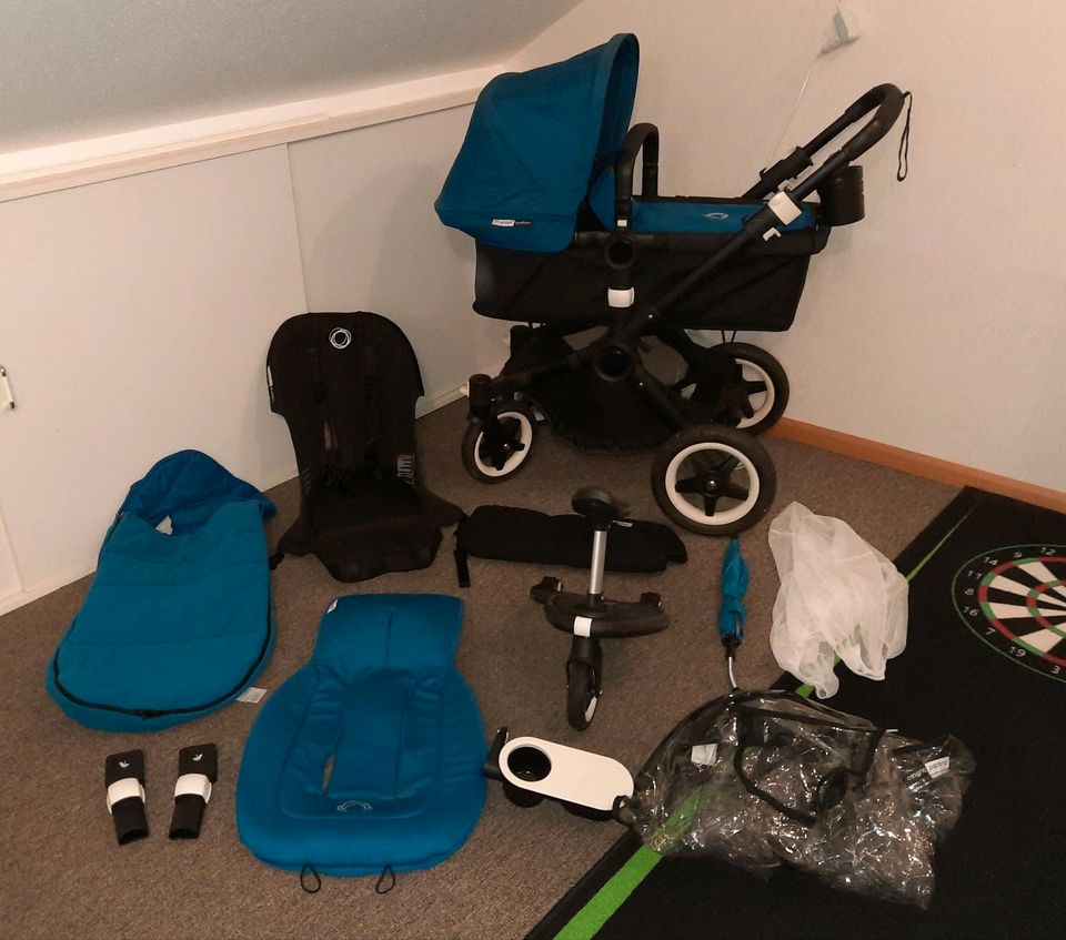 Bugaboo Buffalo Kinderwagen mit viel Zubehör blau in Issum