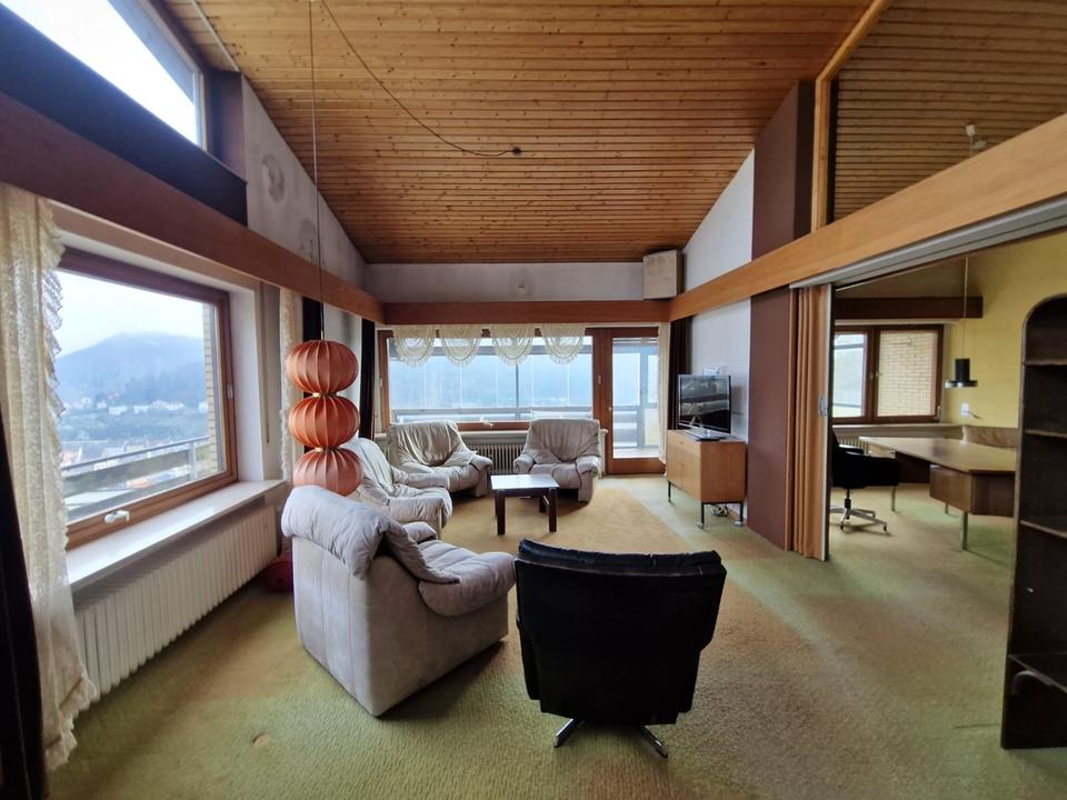 Property thumbnail 6