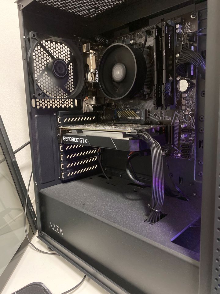 Gaming pc gtx 1650 Ryzen 5 5500 in Stuttgart