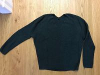 Pullover von UNIQLO mit V-Ausschnitt, dunkelgrün, G.S *neuwertig* Hamburg-Mitte - Hamburg St. Pauli Vorschau