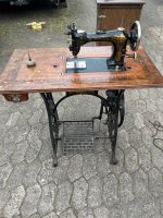 Antike Nähmaschine von Phoenix mit Untertisch Baden-Württemberg - Esslingen Vorschau