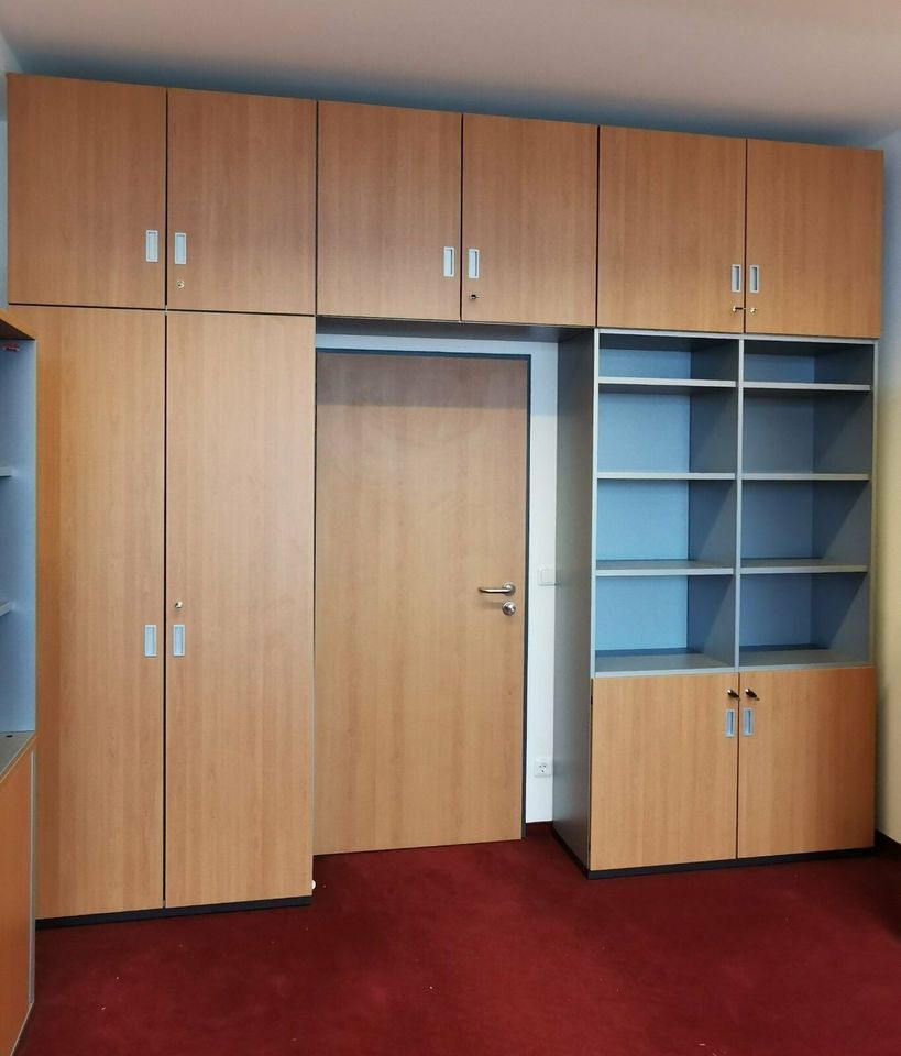 POSTEN BÜROMÖBEL elekt. Schreibtisch STEHTISCH Aktenschrank BÜRO in Berlin