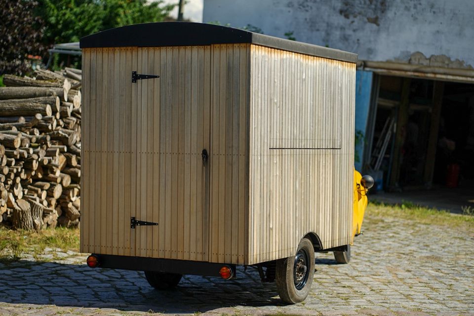 Tempo Dreirad Foodtruck Verkaufswagen Oldtimer in Dresden