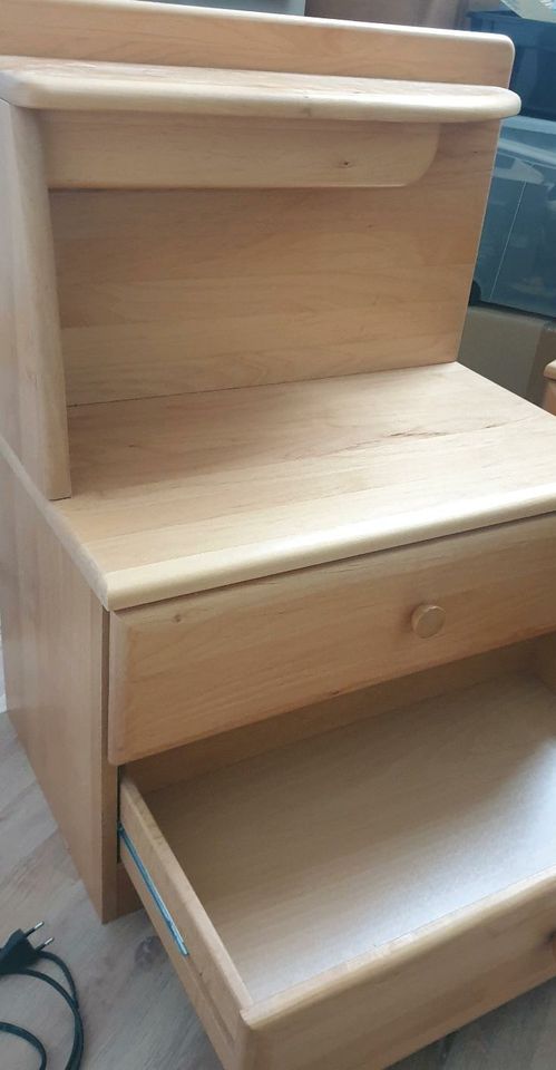 Nachttisch/ Nachtschrank Schlafzimmer 2x mit Beleuchtung in Lüdenscheid