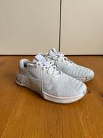 Nike Metcon 9 - weiß - neuwertig - 40,5 / 7,5 Hessen - Darmstadt Vorschau