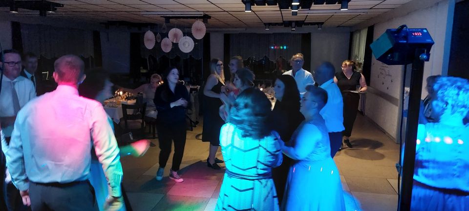 Event DJ für ihre Hochzeit Geburtstag Partys Jubiläen 2024/25 in Peine