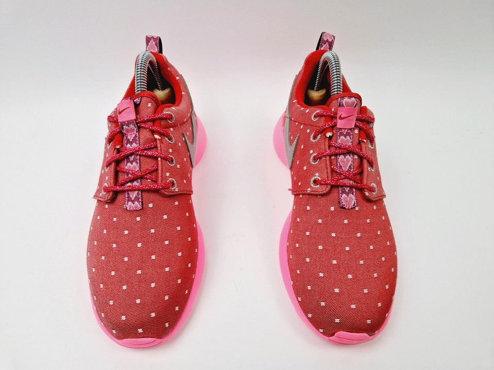 Nike Roshe Run Print Hyper Red Gr. 36,5 / Free Tr Presto fly in Worms