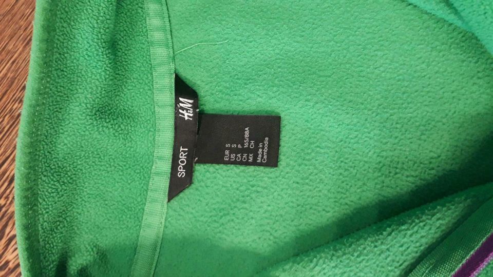 H&M*Fleecepullover*grün/lila*Größe S* in Kissenbrück