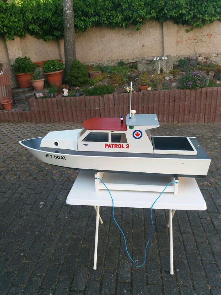 RC-Boot (Patrouillenboot) in Seegebiet Mansfelder Land