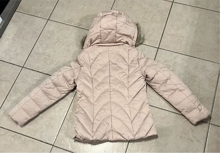 Esprit Daunenjacke in rosa  Neu, NP 129,99 Euro in Zeil