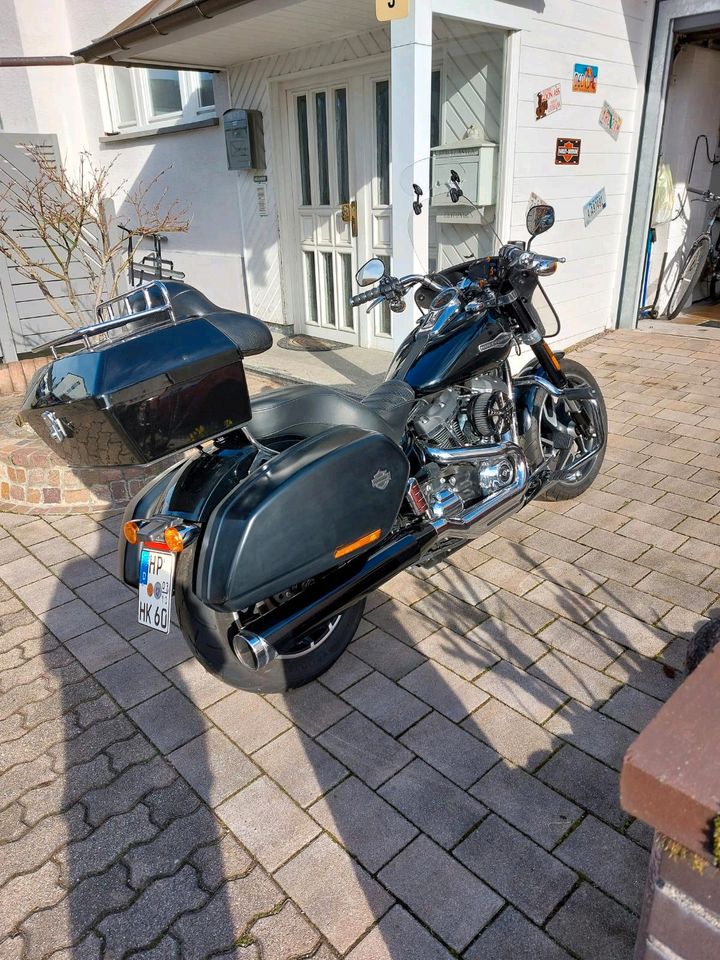 Harley Sport Glide FLSB in Nußloch