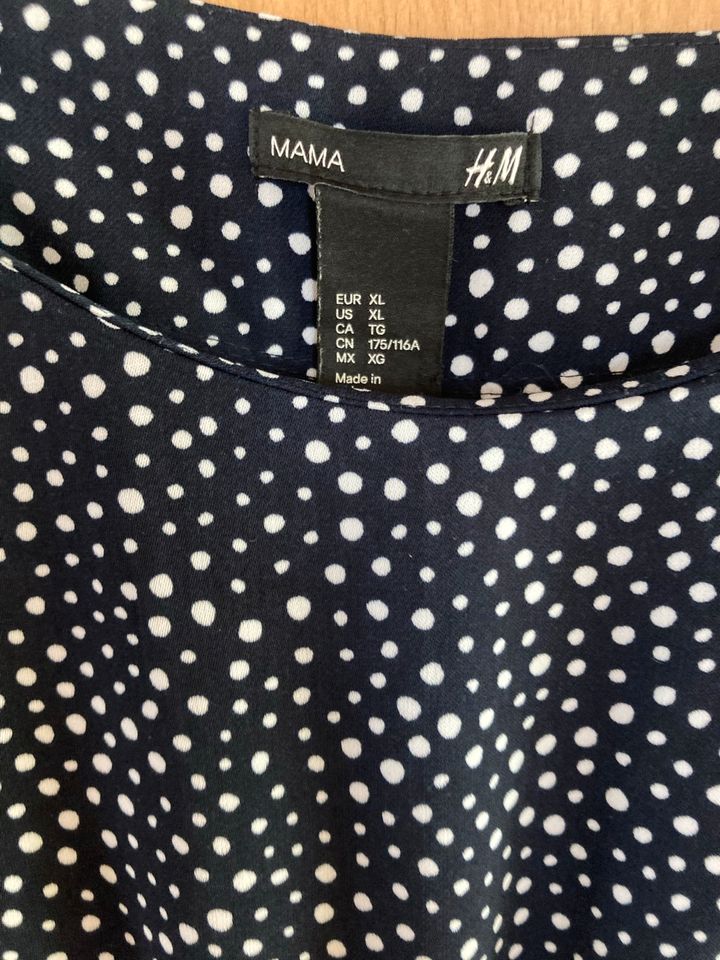 H&M Mama Kleid blau-weiß Gr. XL Punkte in Bochum