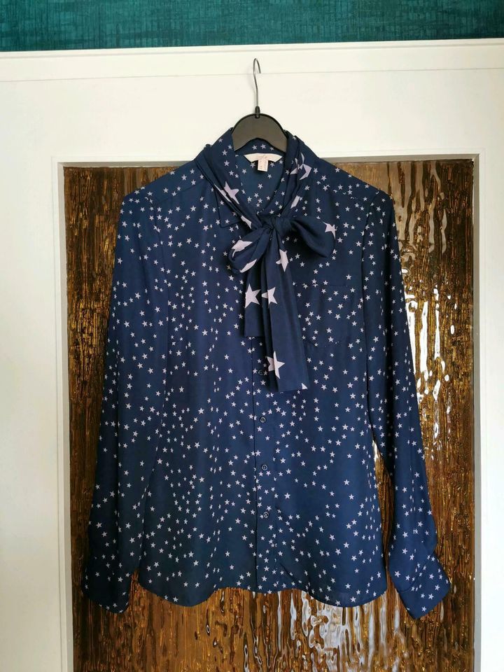 Schöne Bluse blau lila she gr. 38 Damen M Sterne Muster dünn in Saarland -  Illingen | eBay Kleinanzeigen ist jetzt Kleinanzeigen