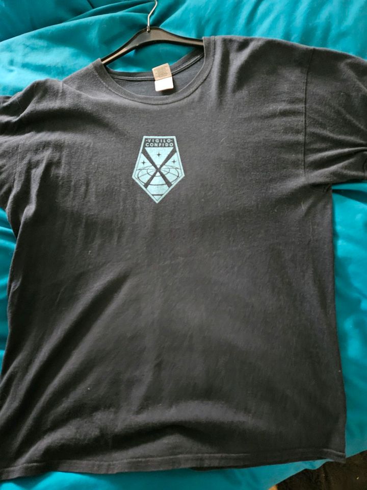 X Com T-Shirt Größe L Gaming Shirt Enemy Unknow in Vohenstrauß