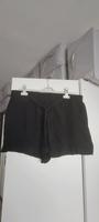 Damen Shorts schwarz Größe 46 Hessen - Fulda Vorschau