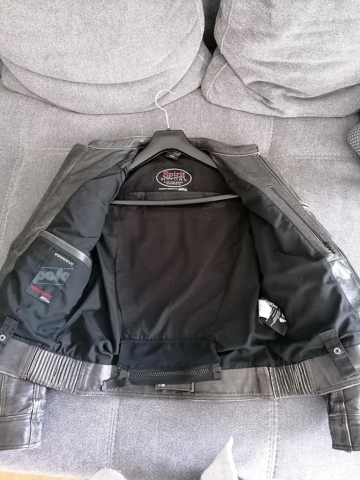 Damen Motorrad Lederjacke in Bendorf