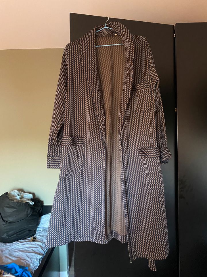 Vintage print bathrobe (or cardigan) in Berlin