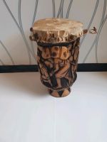 Handgeschnitzte Djembe aus Holz mit Fell afrikanische Trommel Baden-Württemberg - Aalen Vorschau