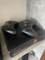 Xbox 360 + zwei Controller Baden-Württemberg - Baiersbronn Vorschau