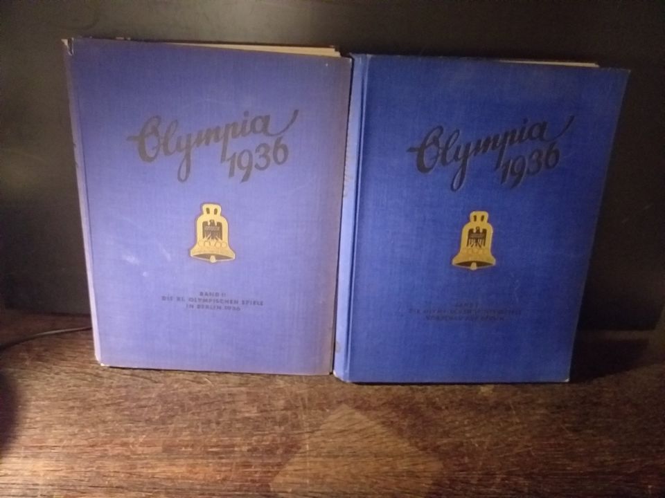 Sammelbilder Alben Olympia 1936 Band 1 und 2, vollständig in Kamp-Lintfort