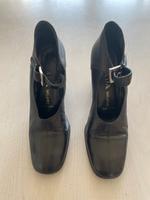 Prada Vero Cuoio 39 schwarz Leder guter Zustand Düsseldorf - Rath Vorschau