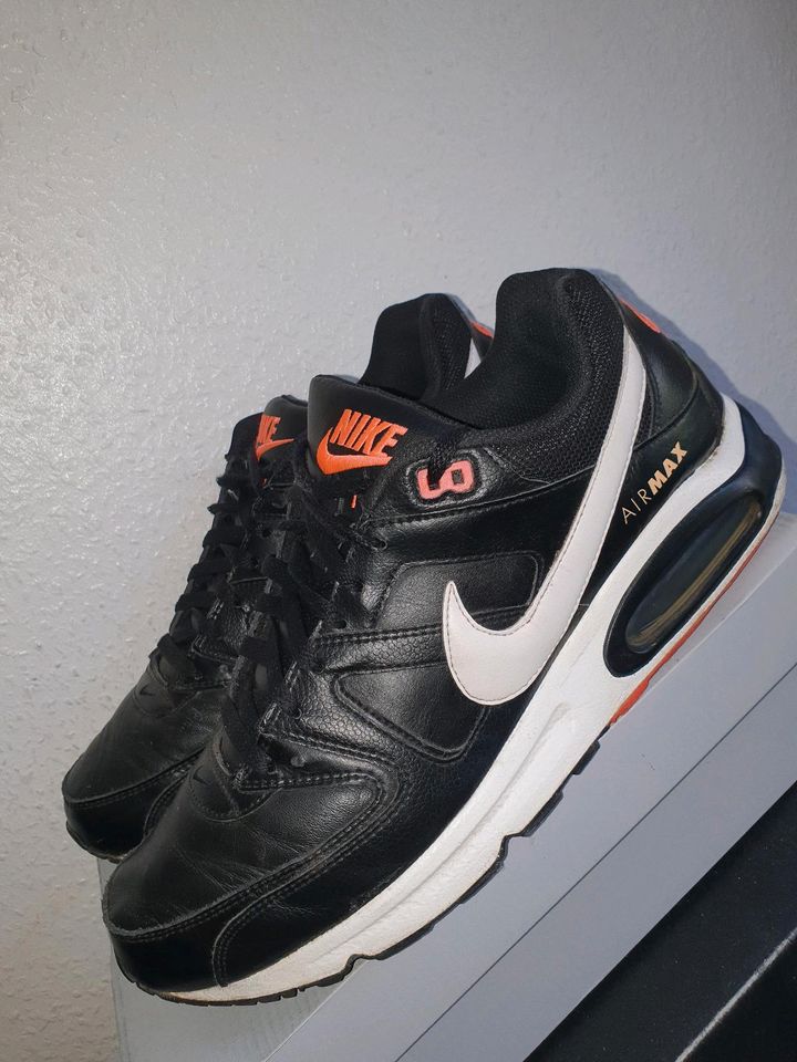 Nike Air Max Command Leder Herren Schuhe Grösse 47.5 in Berlin