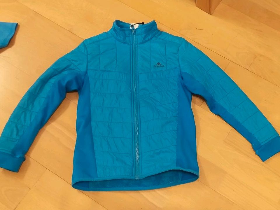 Quechua warme Fleece Jacke & Sportshirt Gr. 128 Lieblingsstück in Planegg