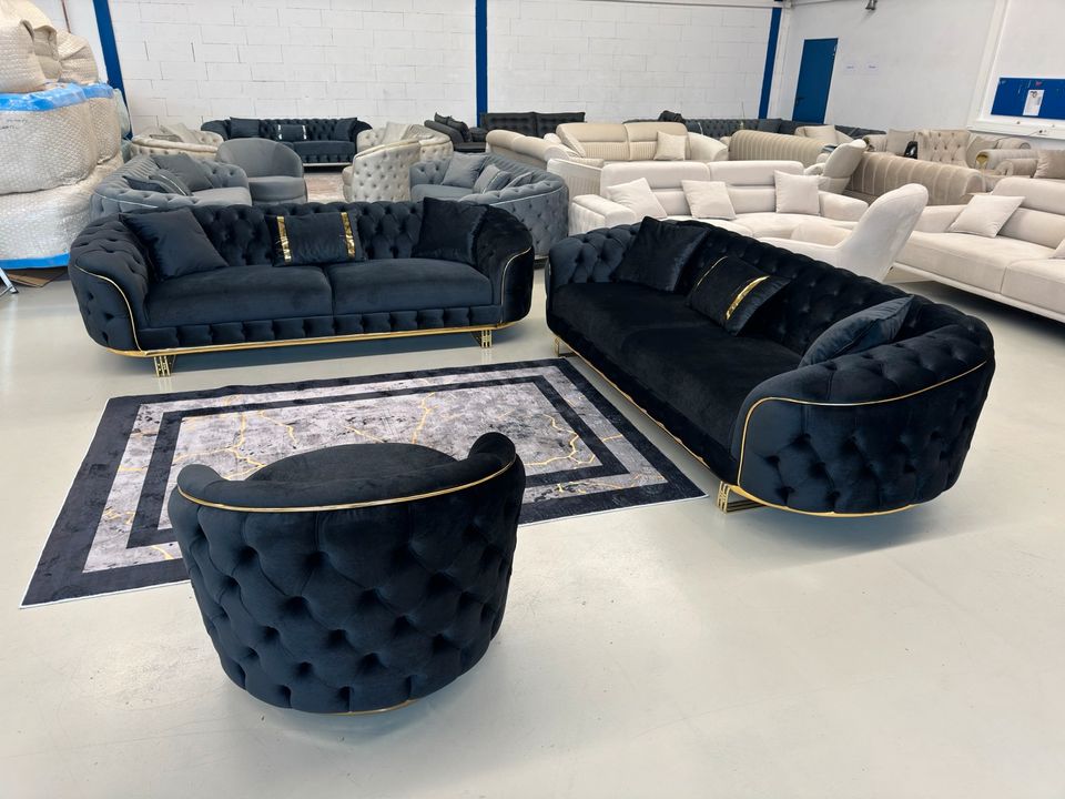 Ausverkauft Auf Bestellung möglich. (Gloria 3+3+1 Chesterfield Set Scwarz) Couch - Sessel Chester Sofa Gästezimmer Wohnlandschaft Polstersofa Wohnzimmer QMLager in Ursensollen