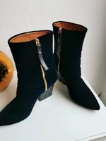 Wunderschön Booties / Stiefeletten von & other stories Samt Nordrhein-Westfalen - Gütersloh Vorschau