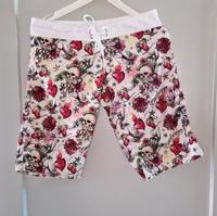 Tolle kurze Damen Hose in Weiß gr.S Bayern - Stadtbergen Vorschau