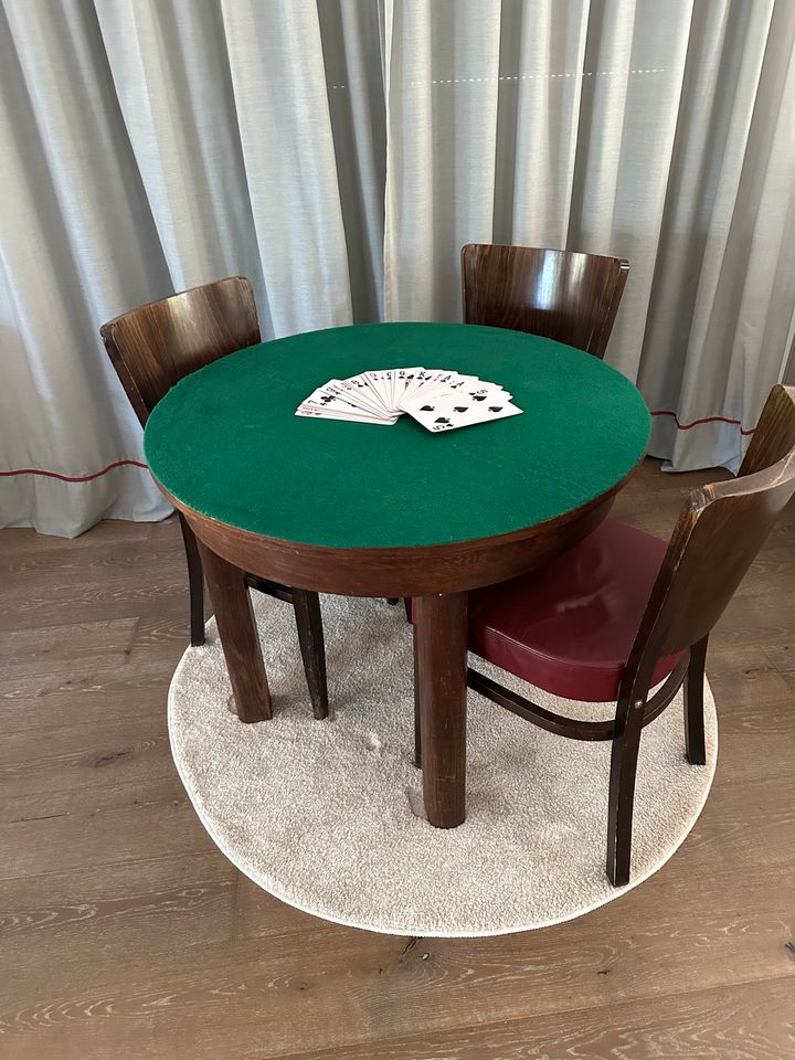 Pokertisch  / Spielertisch in Eppstein