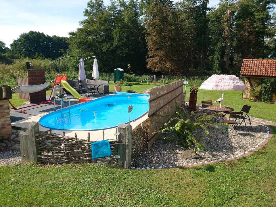 Schöne große Ferienwohnung, Pool, Sauna in Dreetz (bei Bützow)