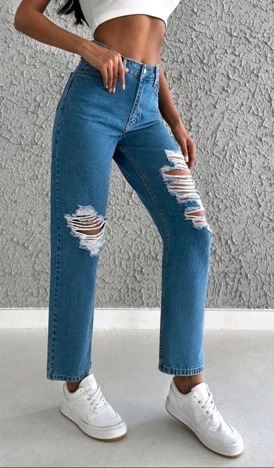 Shein Hose Gr 38 Jeans blau  Riss gerades Bein Neu!!! in Premnitz