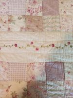 Ein echtes Patchwork aus Holland Rosali Ikea Rosen Tagesdecke Essen - Stoppenberg Vorschau