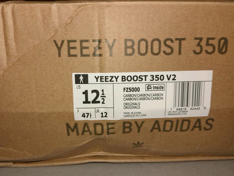 Adidas Yeezy Boost 350 V2 , Carbon, Gr.47 in Essen