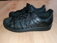 Adidas Superstar Damenschuhe Herrenschuhe Sneaker Schwarz Gr. 40 Nordrhein-Westfalen - Willich Vorschau