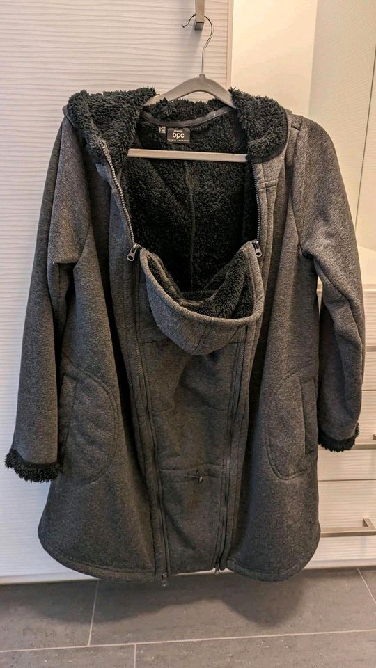 Umstandsjacke Übergangsjacke 42 in Braunschweig