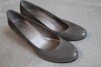 Hochwertige Gabor Damen (Business-) Schuhe mit Absatz Gr. 7 Hessen - Bad Vilbel Vorschau