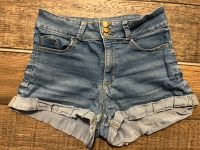 Damen S 36 Jeans Shorts High Rise Clockhouse Blau  Mädchen 170 Sachsen - Roßwein Vorschau