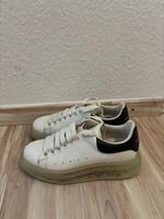 Alexander McQueen Damenschuhe Sneaker Leather Sneakers Gr.36 München - Altstadt-Lehel Vorschau