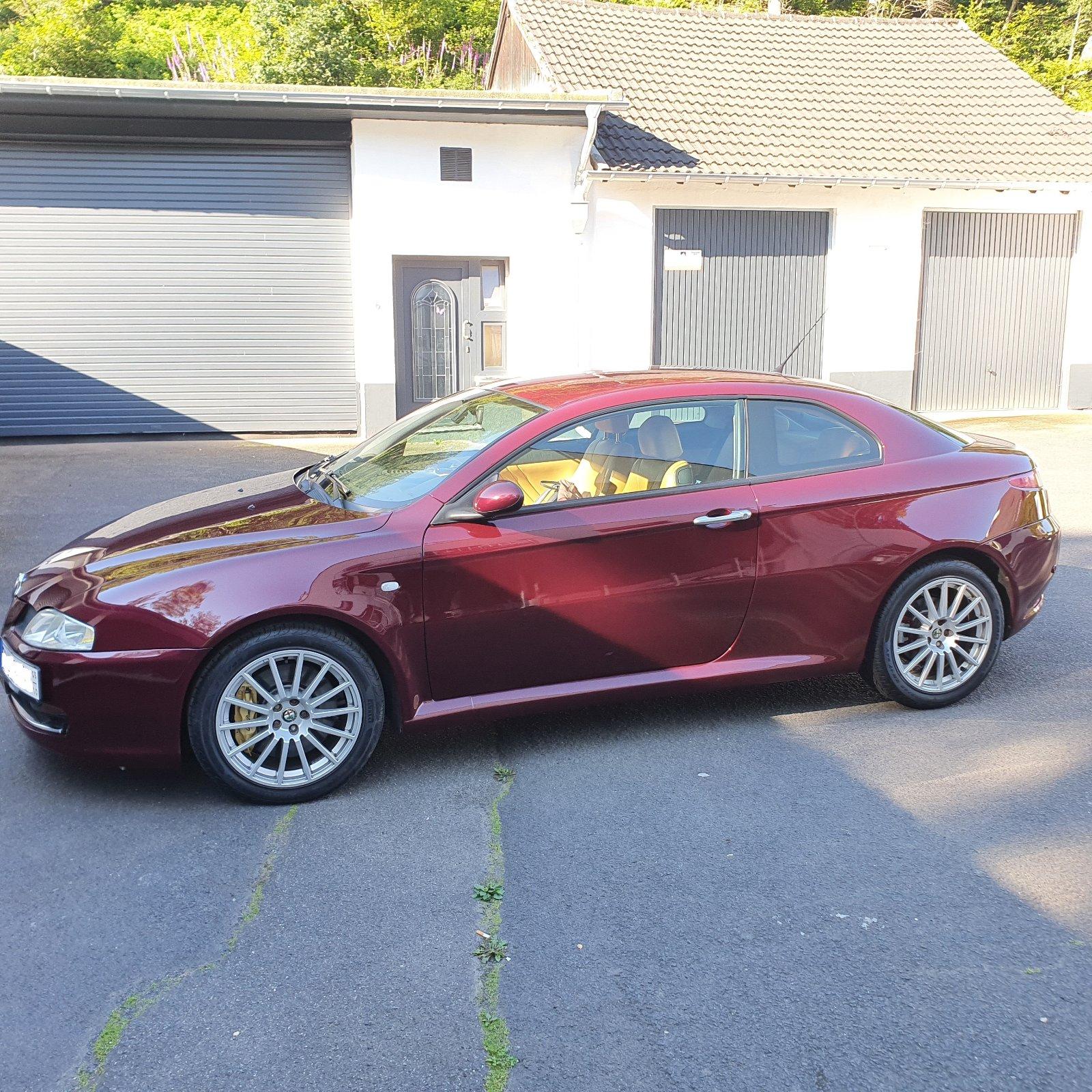 Abbildung des Autos Alfa Romeo GT 3.2 V6 24V…