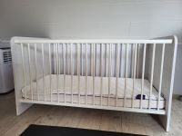 Baby-/Kinderbett inkl. Matratze und Schoner Niedersachsen - Parsau Vorschau