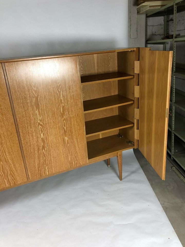 Midcentury-Modern Sideboard Eiche weiß gekalkt in Centrum