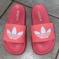 Adidas Adiletten Badelatschen Pink Gr. 39 Brandenburg - Premnitz Vorschau