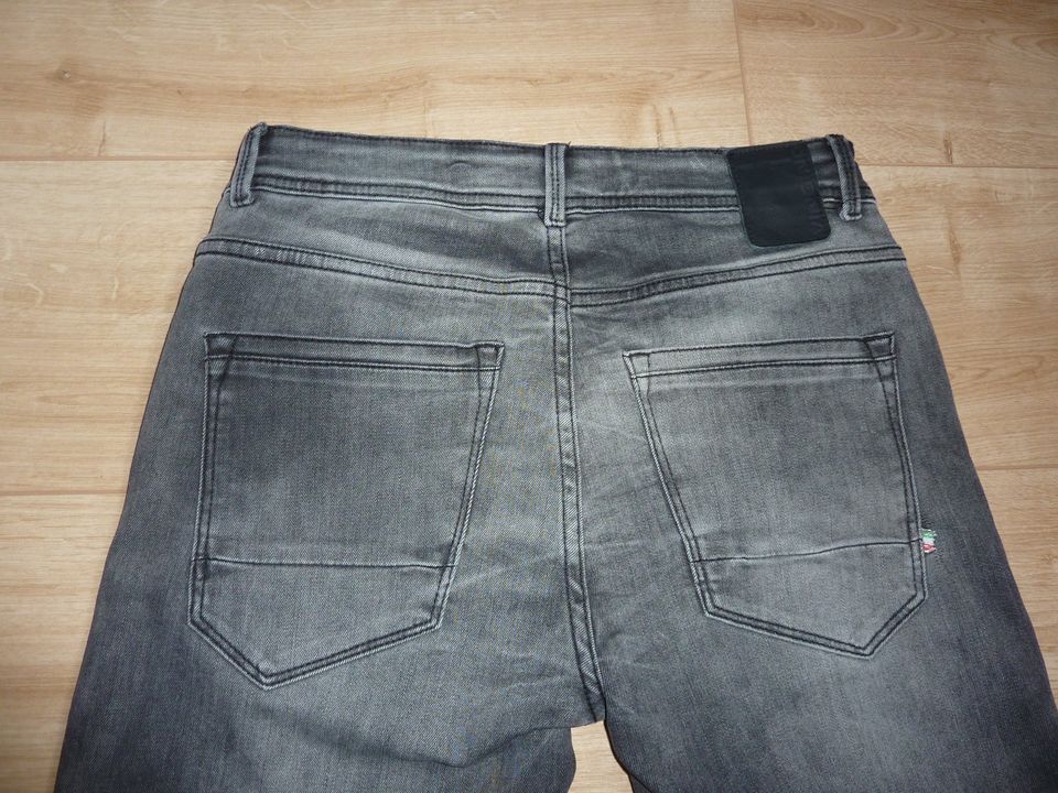 VINGINO YIGGA Gr. 164 Jeans tws. NEU! in Dortmund