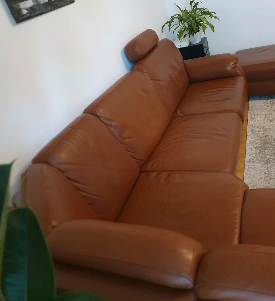 Leder-Couch Garnitur L-Form Braun hochwertig und gemütlich in Augsburg