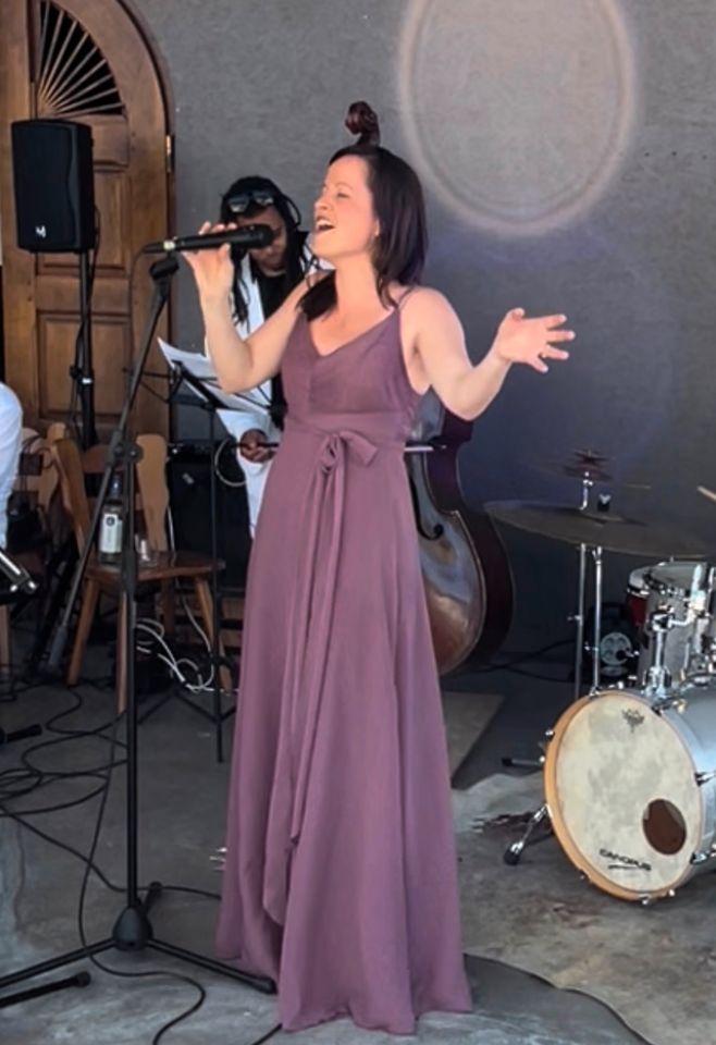 Sängerin für Hochzeit Sektempfang Taufe Trauung in Olching