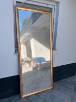 Spiegel mit Gebrauchsspuren Hessen - Hanau Vorschau