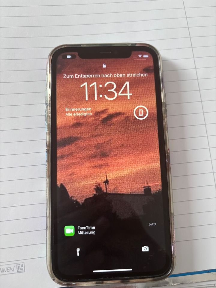 iPhone 11 in grün mit 128gb in Salzgitter