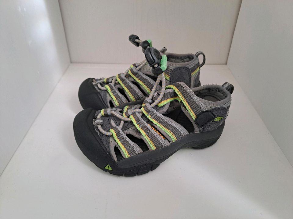 Keen Sandalen Gr. 24 in Siegen